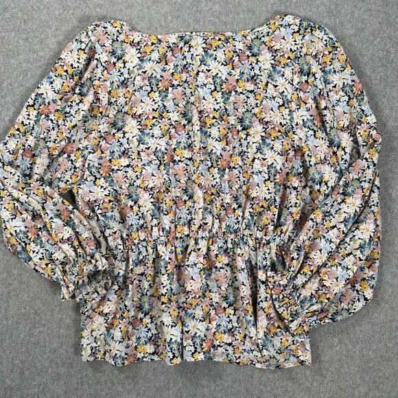 Abercrombie & Fitch V-Neck Peasant Blouse Size Medium Daisy Print 3/4 Sleeve - Picture 8 of 8